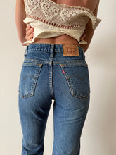 Levis 505 Mid Wash Jeans 28w