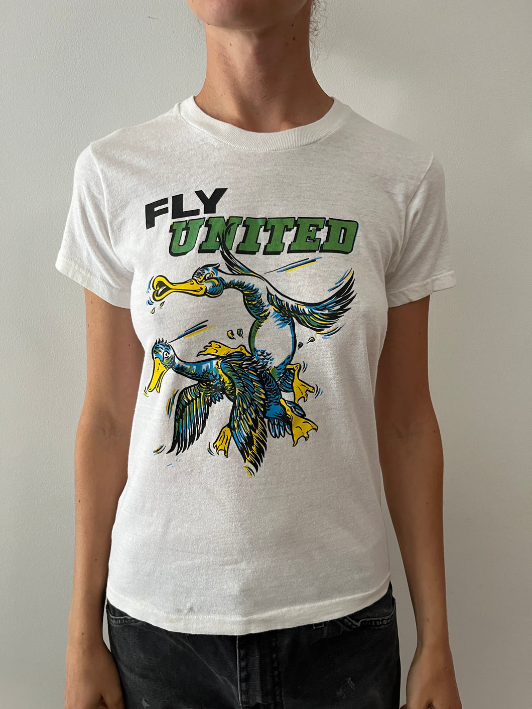 Fly United tee