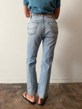 Thrashed Light Wash Levis 501s 30w