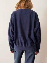 Faded Gap Navy Sweatshirt