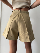 French Linen High-Waist Shorts 25w