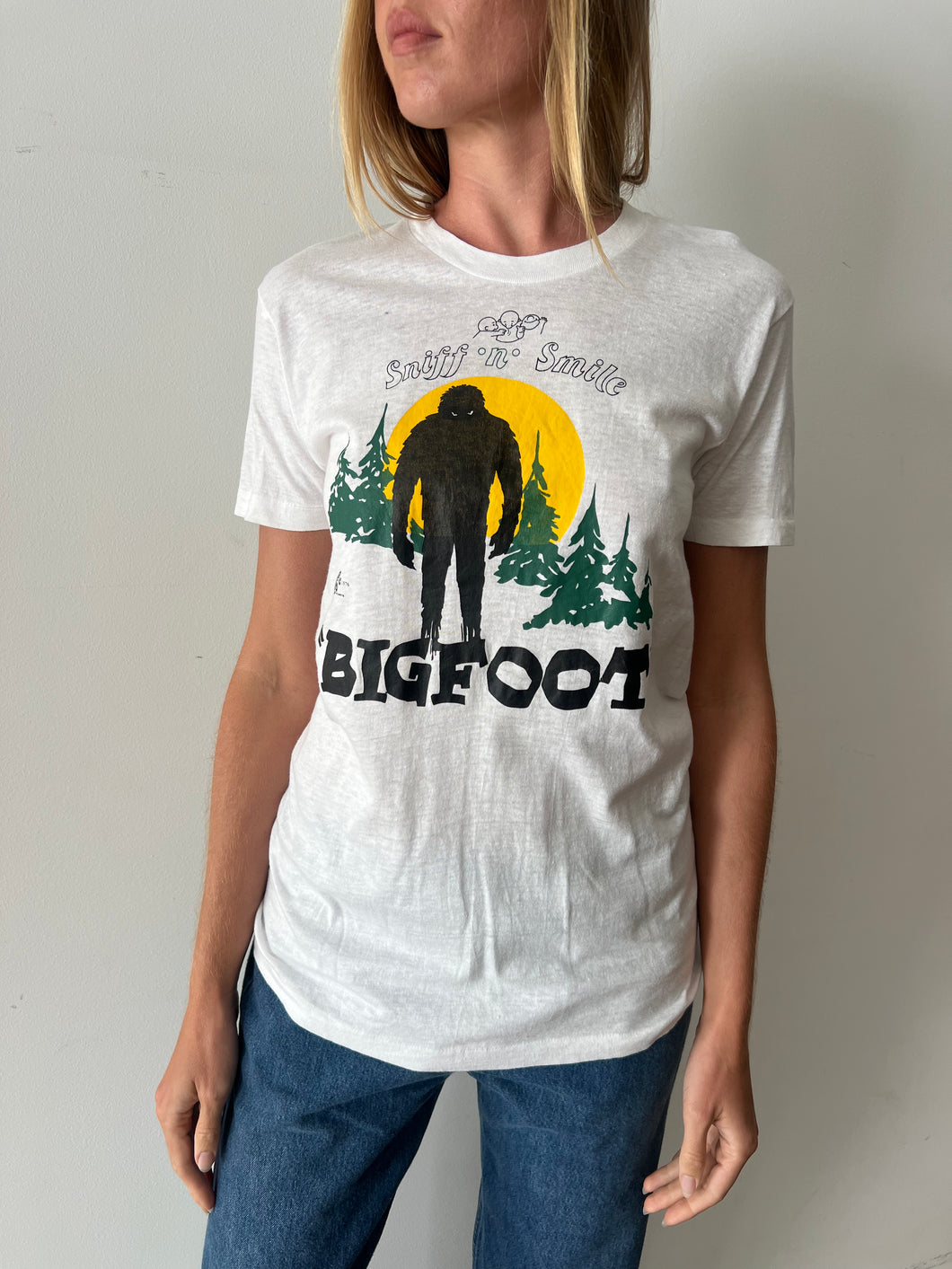 70s Sniff’n’Smile Bigfoot Tee