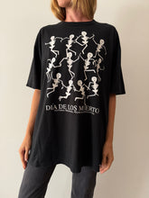 Día De Los Muertos Tee