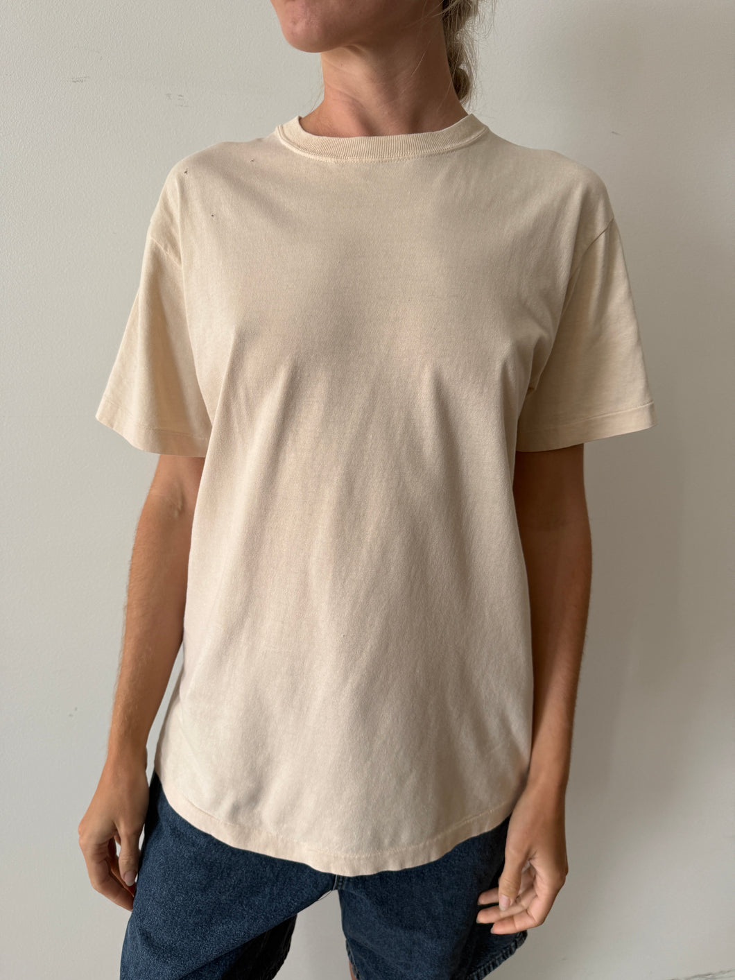 Cream 90s J Crew Tee – mothfood shop