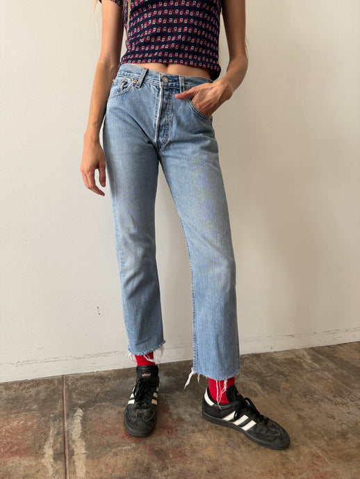 Levis 501 Cut Off Light Wash Jeans 27w