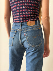 Levis 701 "Student Fit" Mid Wash Jeans 27w