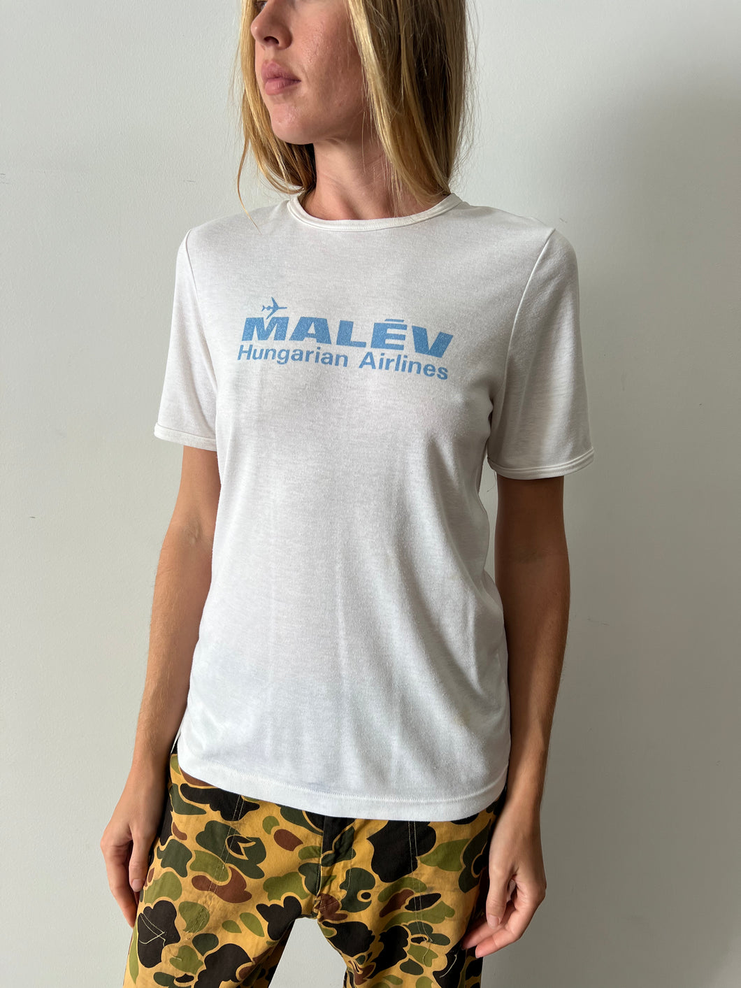 70s Malēv Hungarian Airlines tee