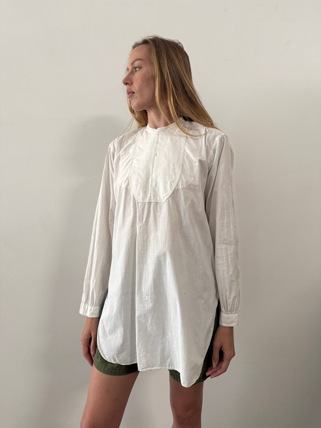 Antique Men’s Pullover Dress Shirt
