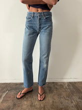 Redline Levis Light Wash 501s 29w