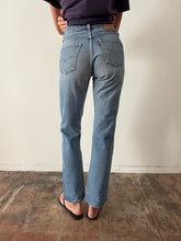 Redline Levis Light Wash 501s 29w
