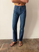 Redline Levis Mid Wash 501s 28w