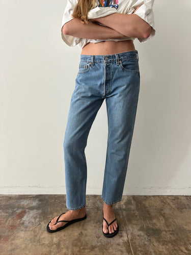 Mid-Wash USA 501 Levis Jeans 32w