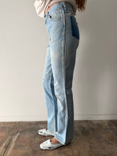 Wrangler Flared Light Wash Jeans 30w