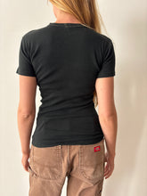 Plain Fitted Black Tee